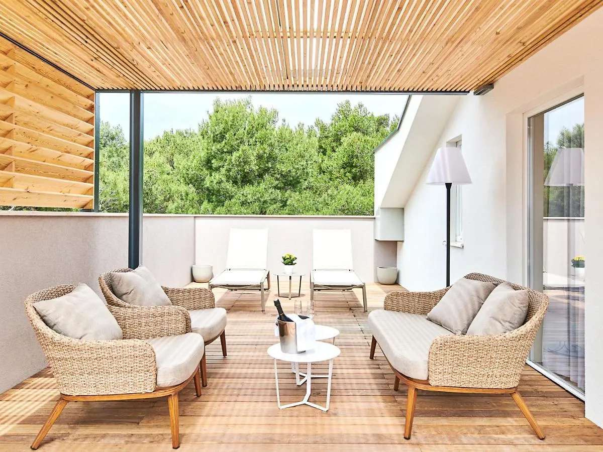 Ribarska Koliba Resort Pula Aparthotel